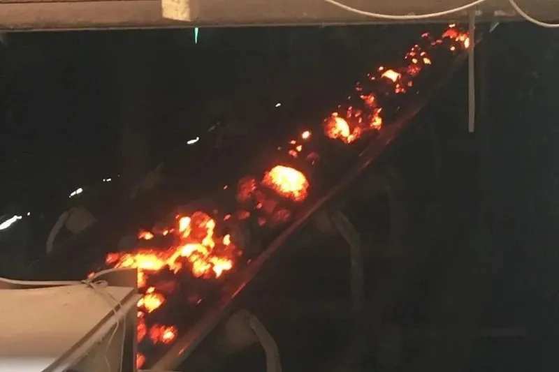 Fire-resistant conveyor belt Fire-resistant conveyor belt